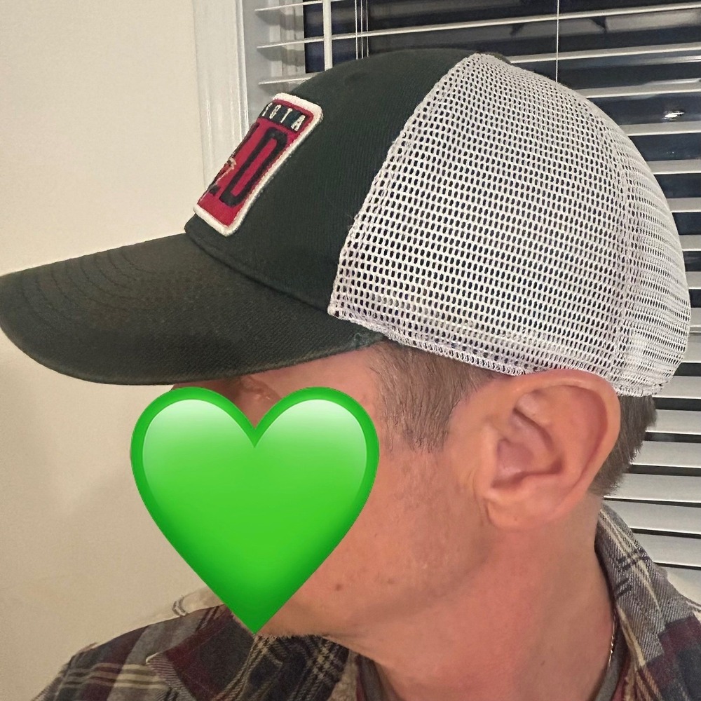 Fan Favorite Minnesota Wild NHL Trucker Hat Green White Snapback Mesh Cap - Picture 4 of 9